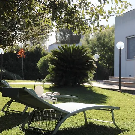 Dimora Pacelli Feriehus *